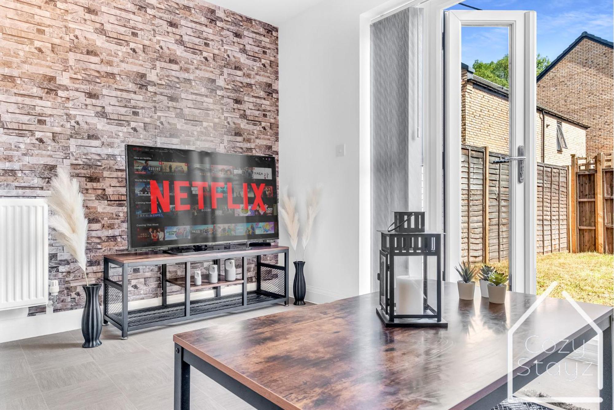Beautiful 5 Bedroom Home In The City Centre With Gated Parking バーミンガム エクステリア 写真